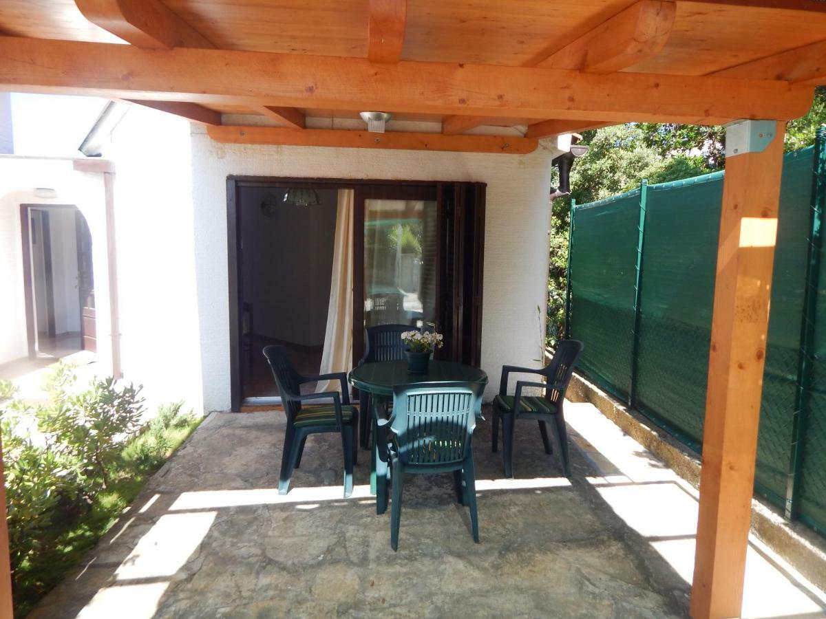Apartman Duje Petrcane Luaran gambar
