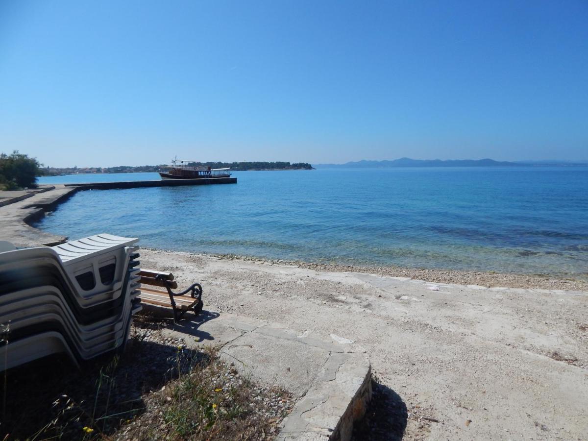 Apartman Duje Petrcane Luaran gambar